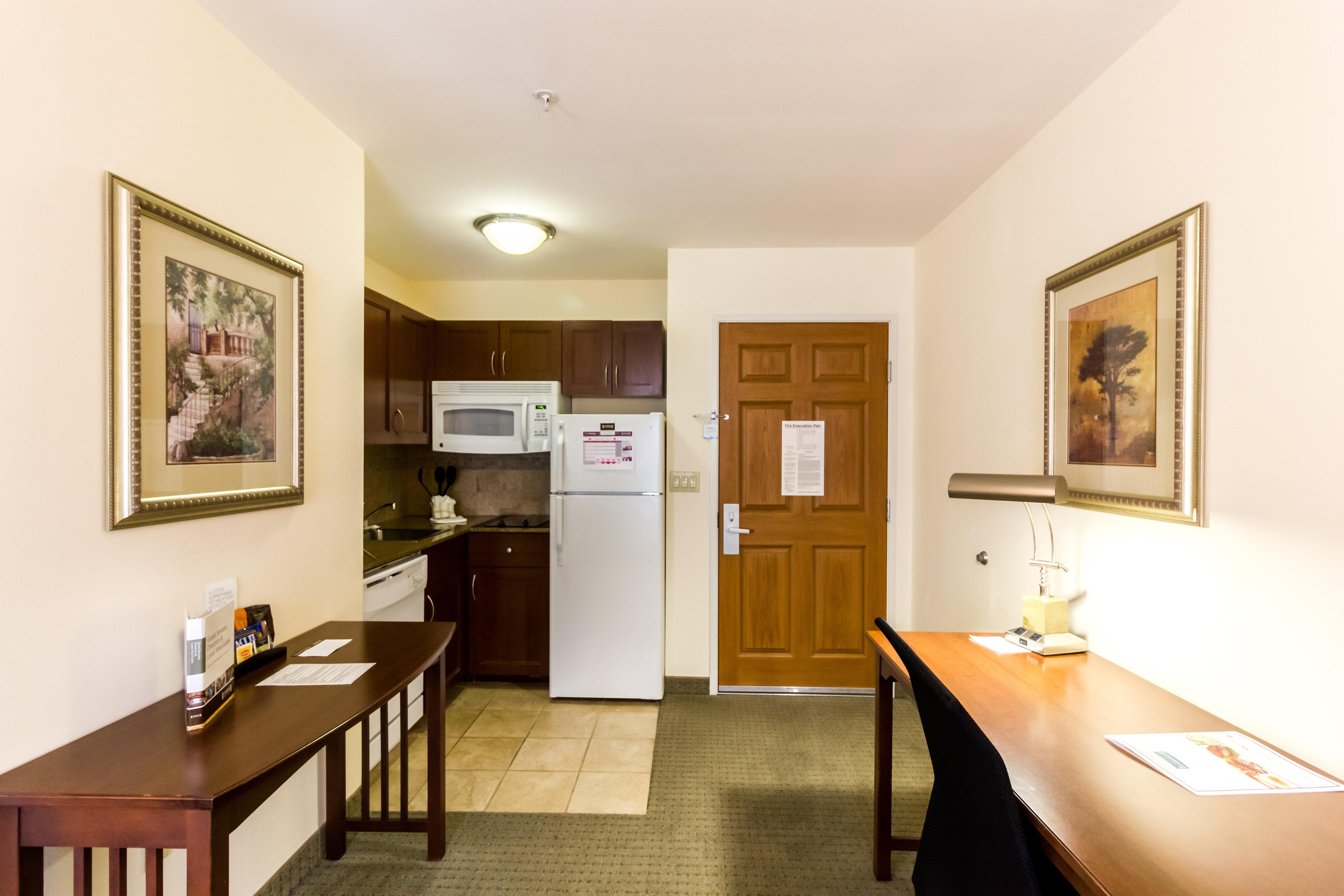 Staybridge Suites Austin Airport By Ihg Exteriör bild