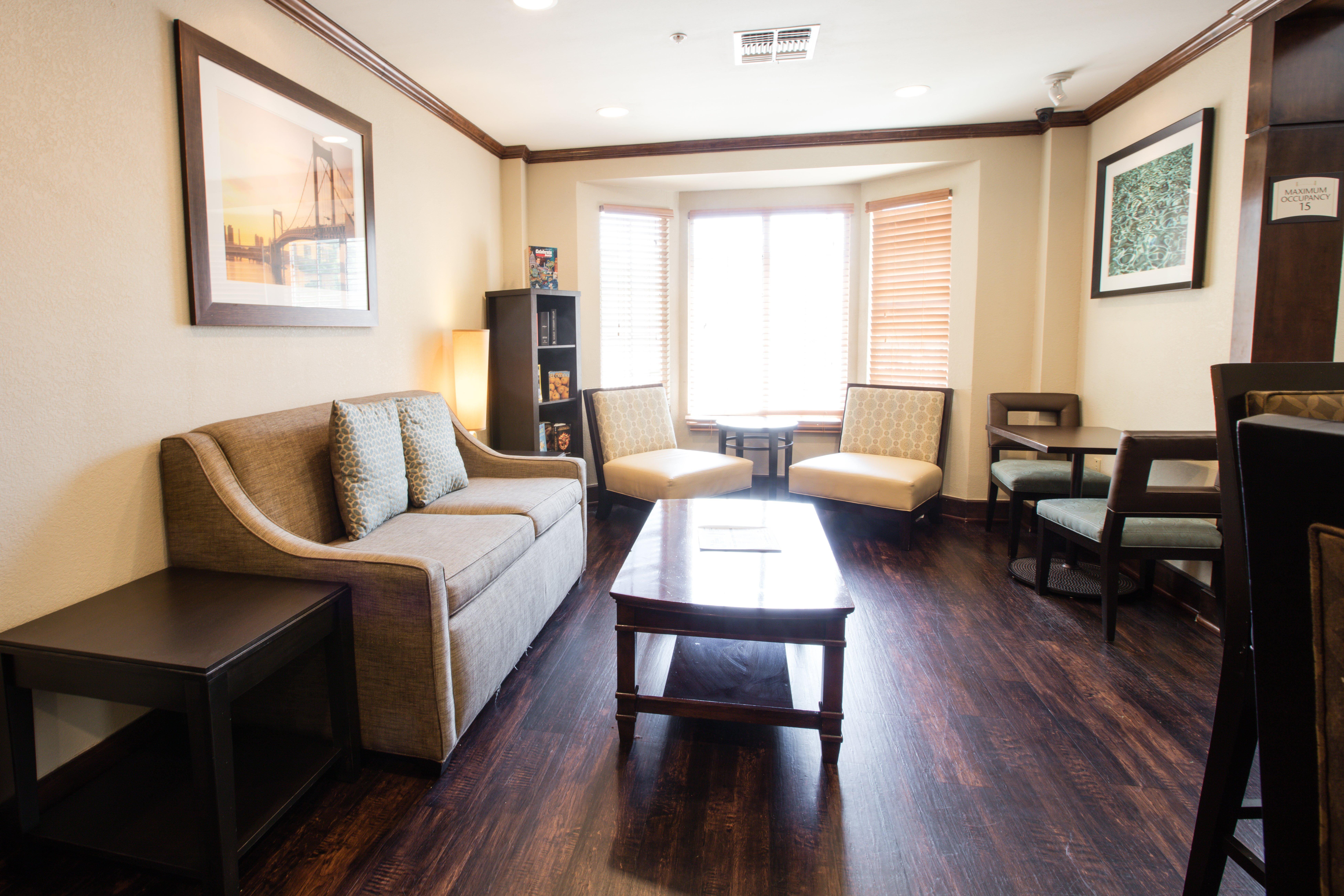 Staybridge Suites Austin Airport By Ihg Exteriör bild