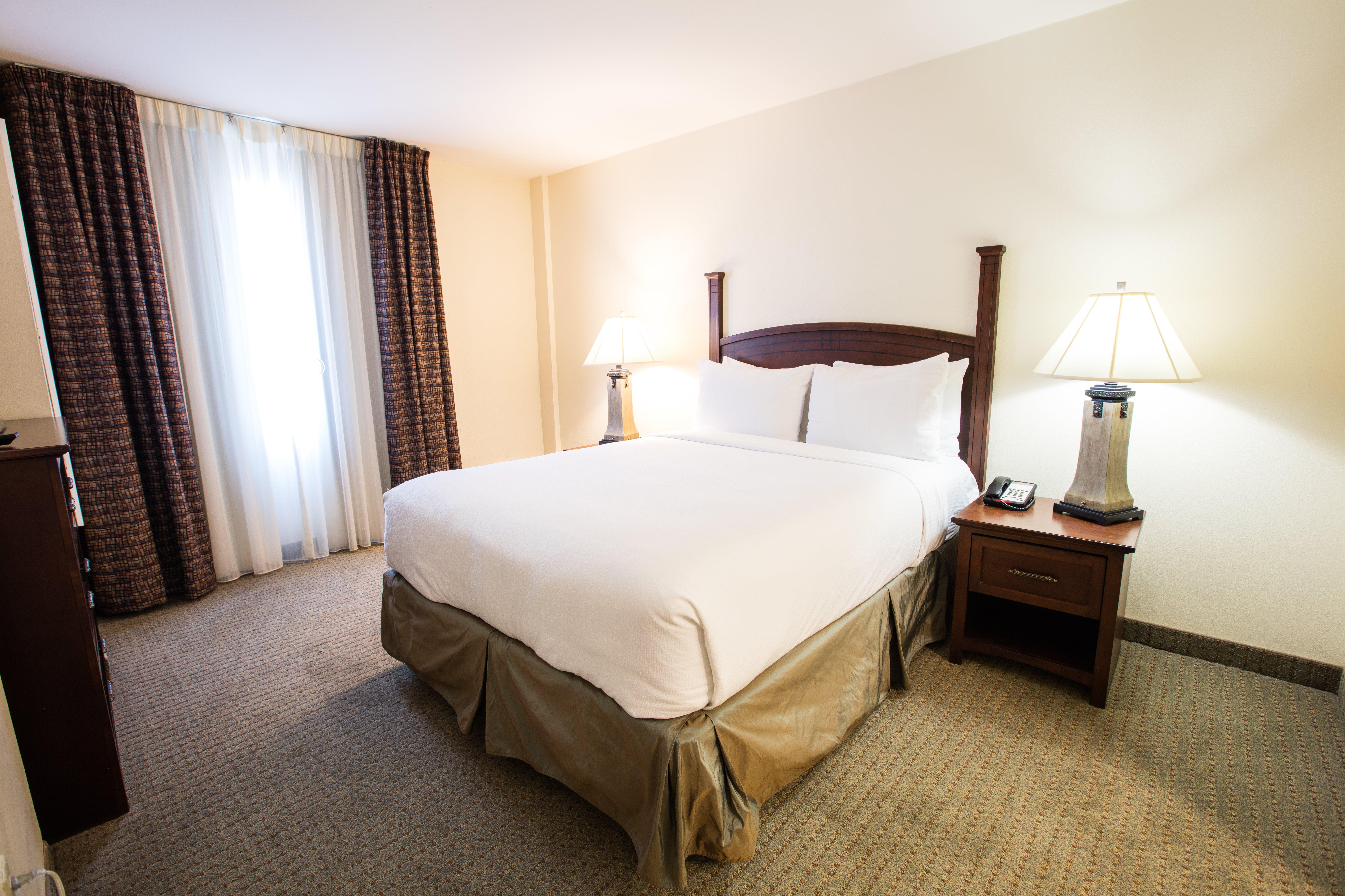 Staybridge Suites Austin Airport By Ihg Exteriör bild